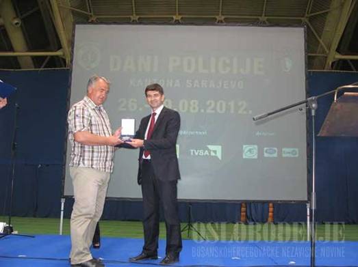 Description: http://static.klix.ba/media/images/vijesti/121129135.3_mn.jpg